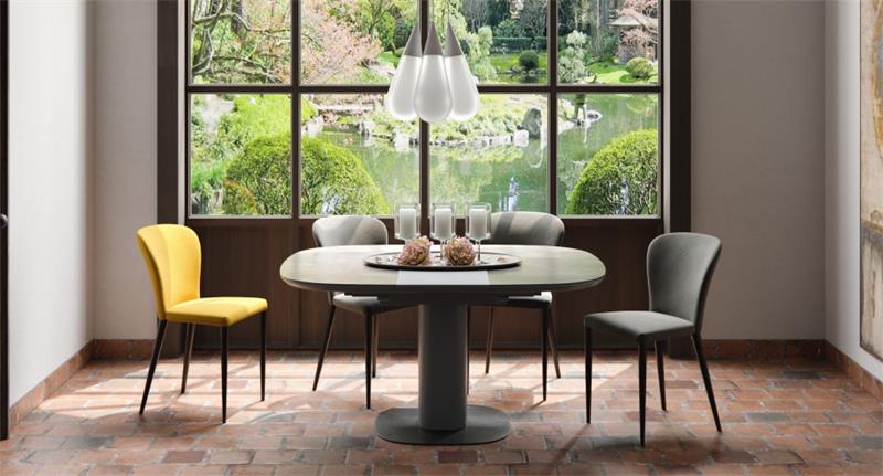 Stol Avola na razvlačenje