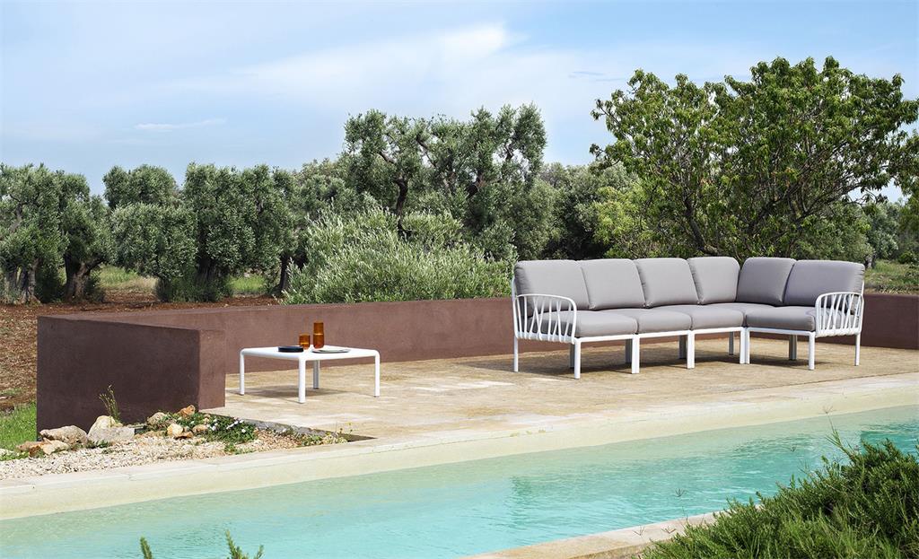 Vrtni namještaj Nardi uvijek donosi novitete u svojoj ponudi. Izuzetno otoporan materijal pogodan i za vanjsku primjenu.