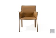 Stolica s rukonaslonom Orte